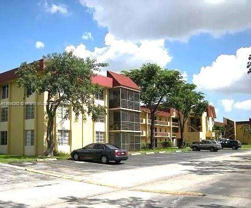 Small Image of 3253 FOXCROFT RD #G107, Miramar Number 3