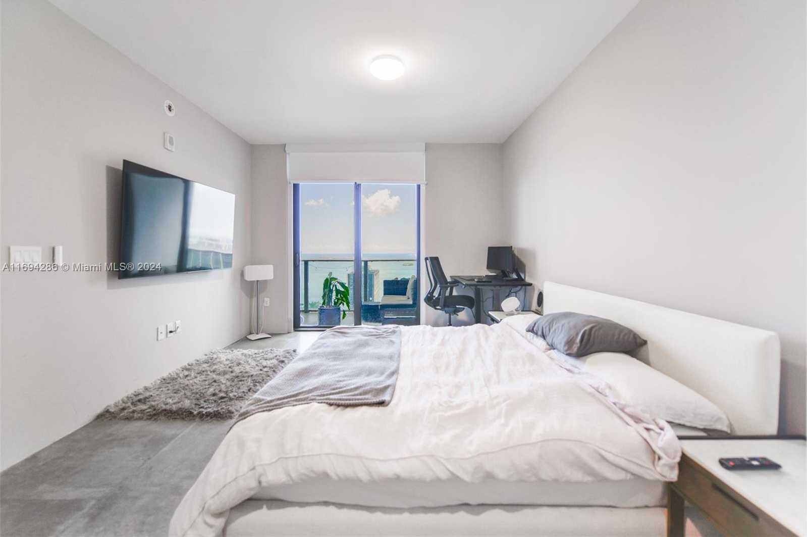 Small Image of 1010 BRICKELL AV #4203, Miami Number 16