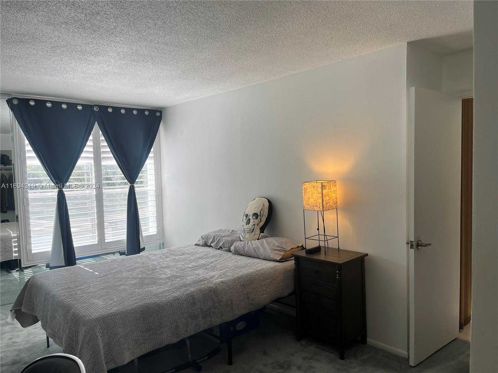 Small Image of 6923 CYPRESS RD #C25, Plantation Number 15