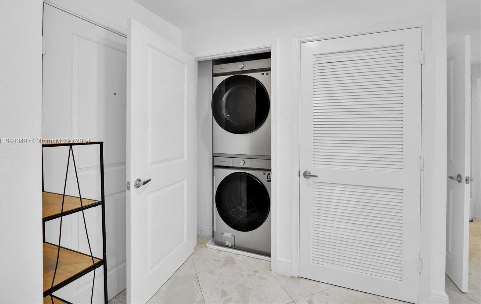 Small Image of 10 ARAGON AVE #810, Coral Gables Number 14