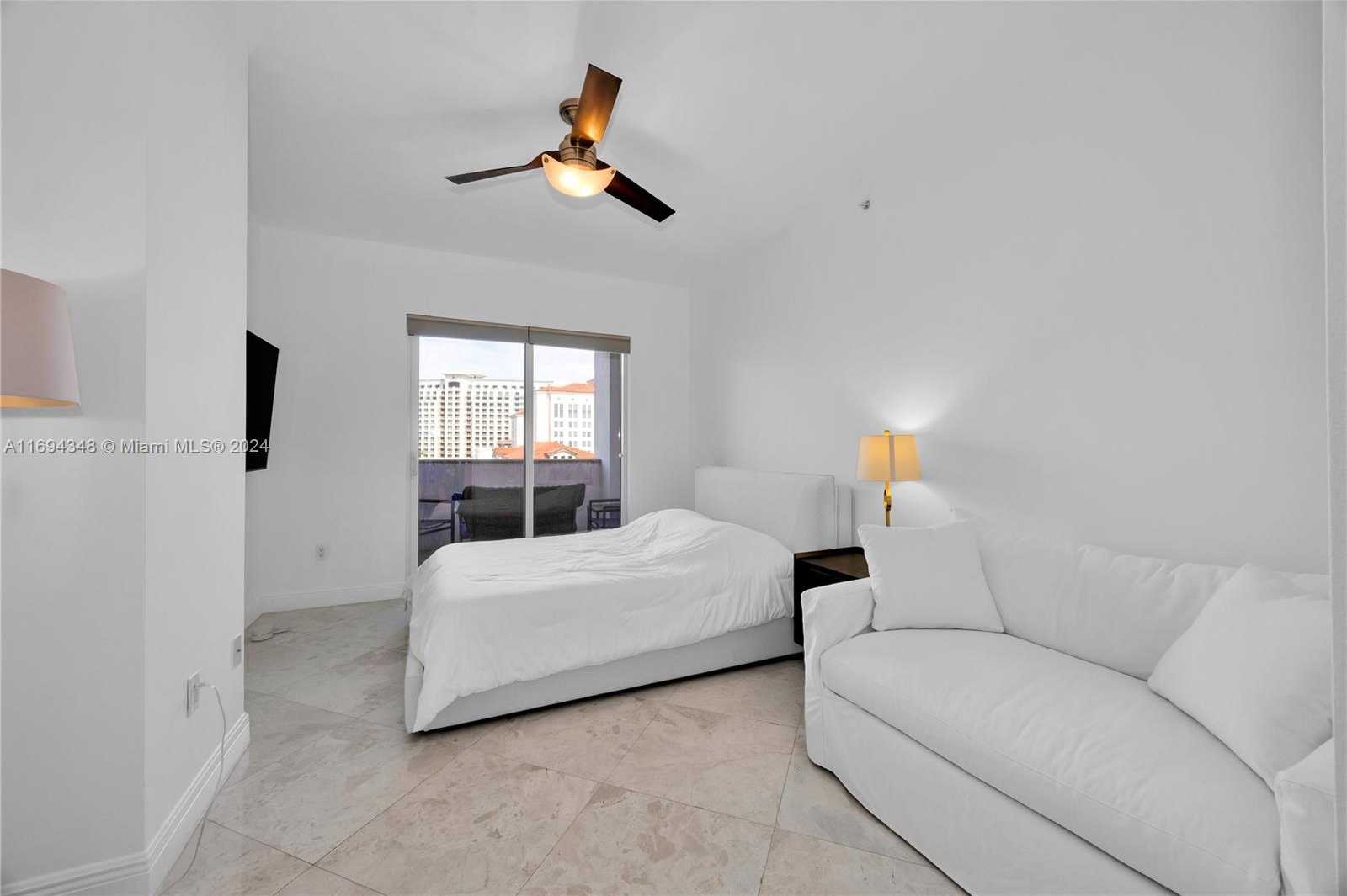 Small Image of 10 ARAGON AVE #810, Coral Gables Number 16