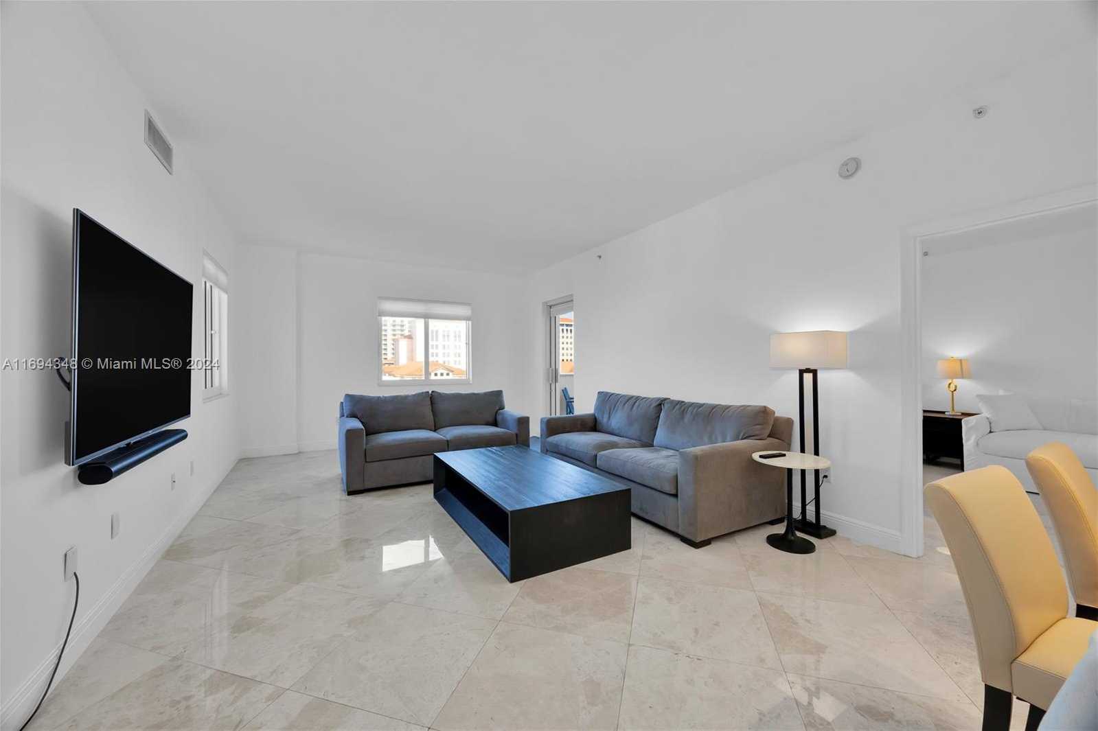 Small Image of 10 ARAGON AVE #810, Coral Gables Number 4