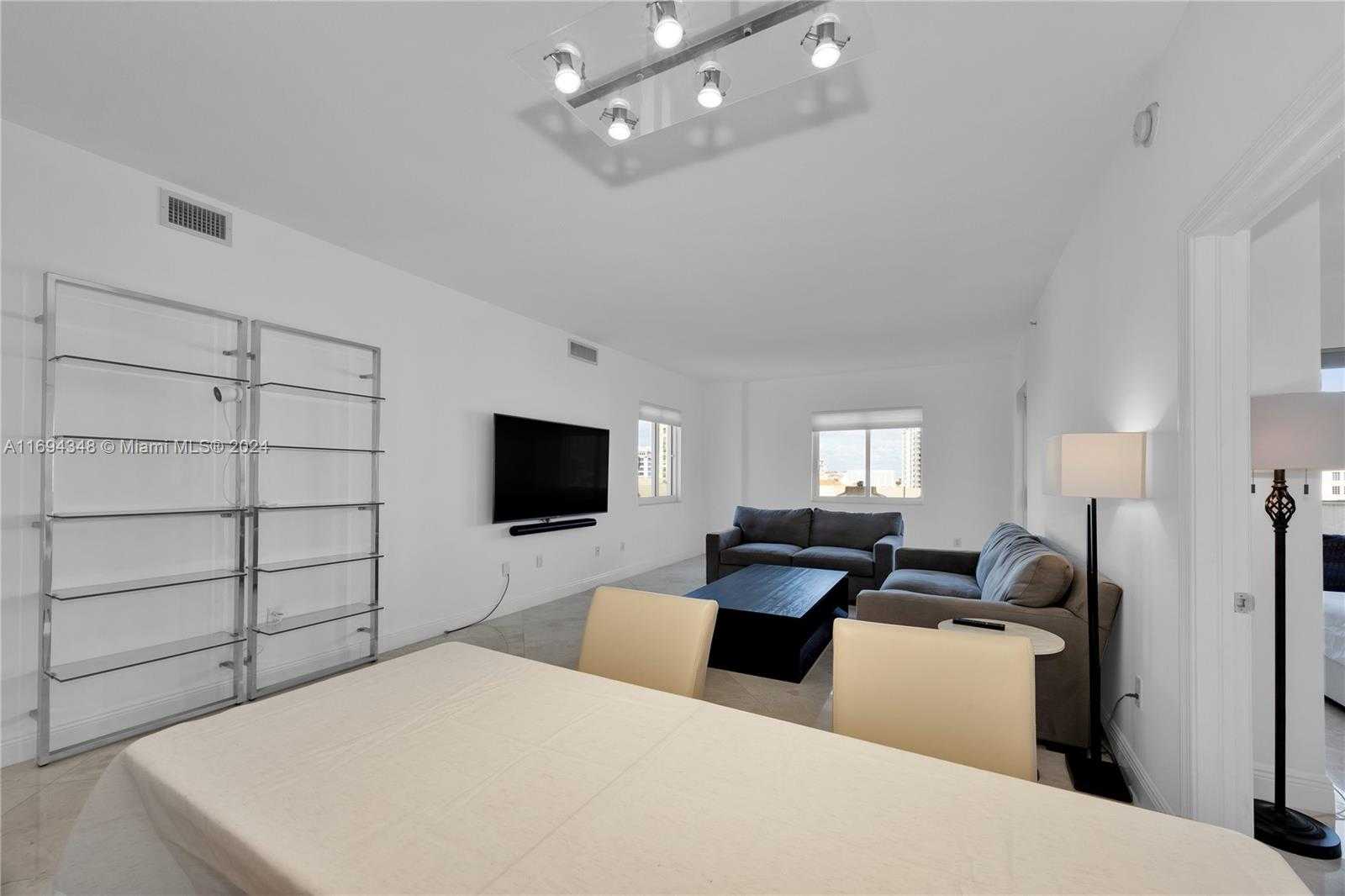 Small Image of 10 ARAGON AVE #810, Coral Gables Number 5