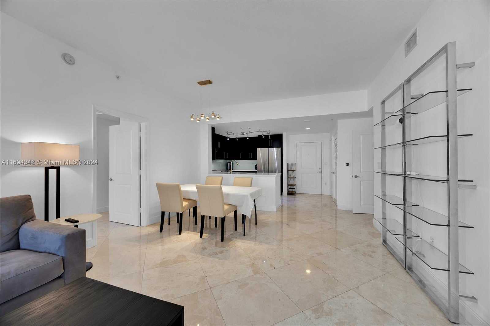 Small Image of 10 ARAGON AVE #810, Coral Gables Number 7