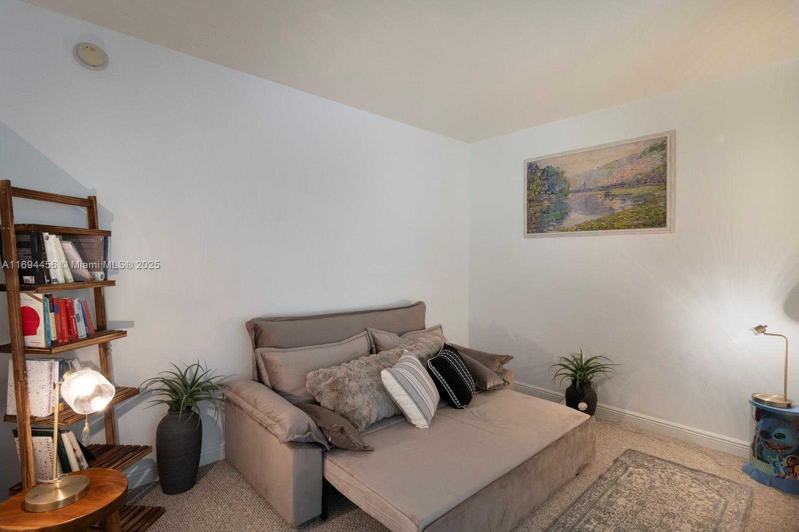 Small Image of 888 DOUGLAS RD #107, Coral Gables Number 16