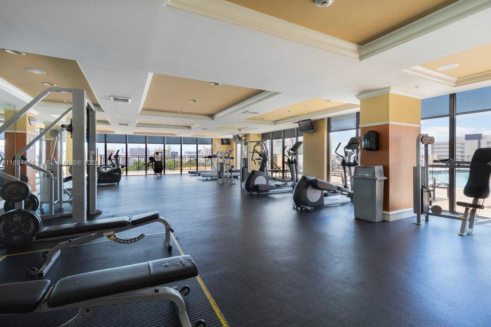 Small Image of 888 DOUGLAS RD #107, Coral Gables Number 20