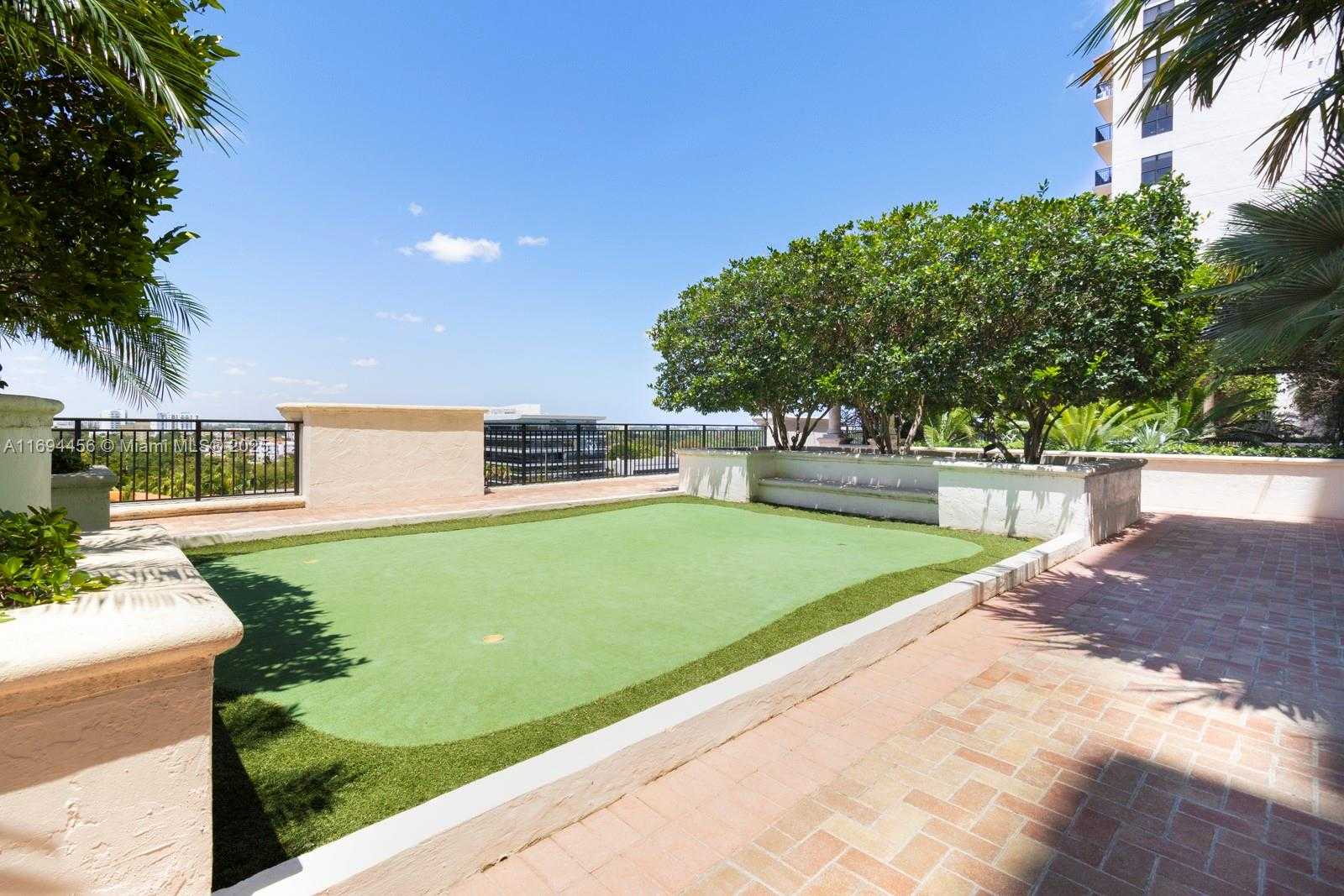 Small Image of 888 DOUGLAS RD #107, Coral Gables Number 22
