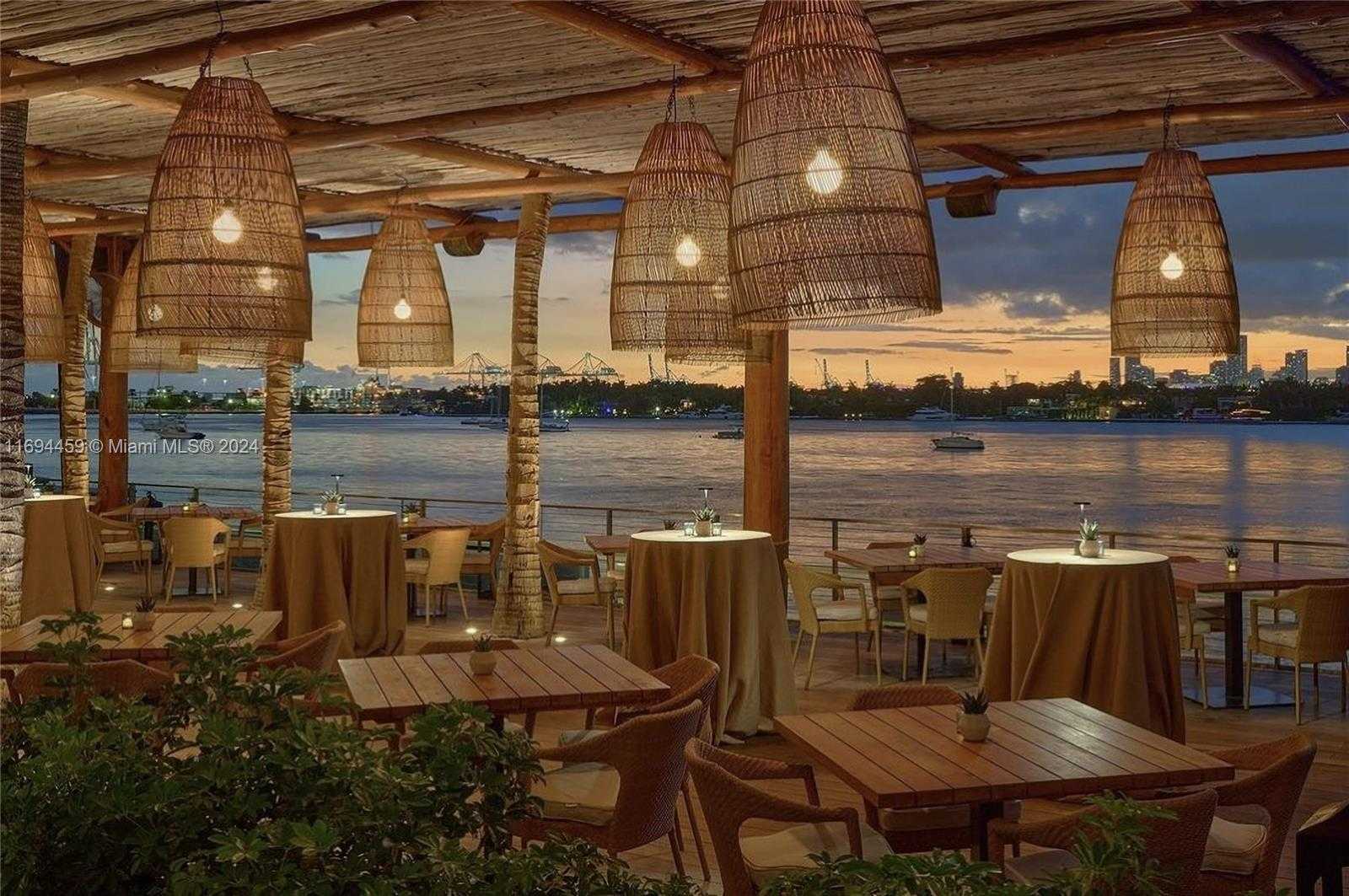 Small Image of 1100 WEST AVE #918, Miami Beach Number 30