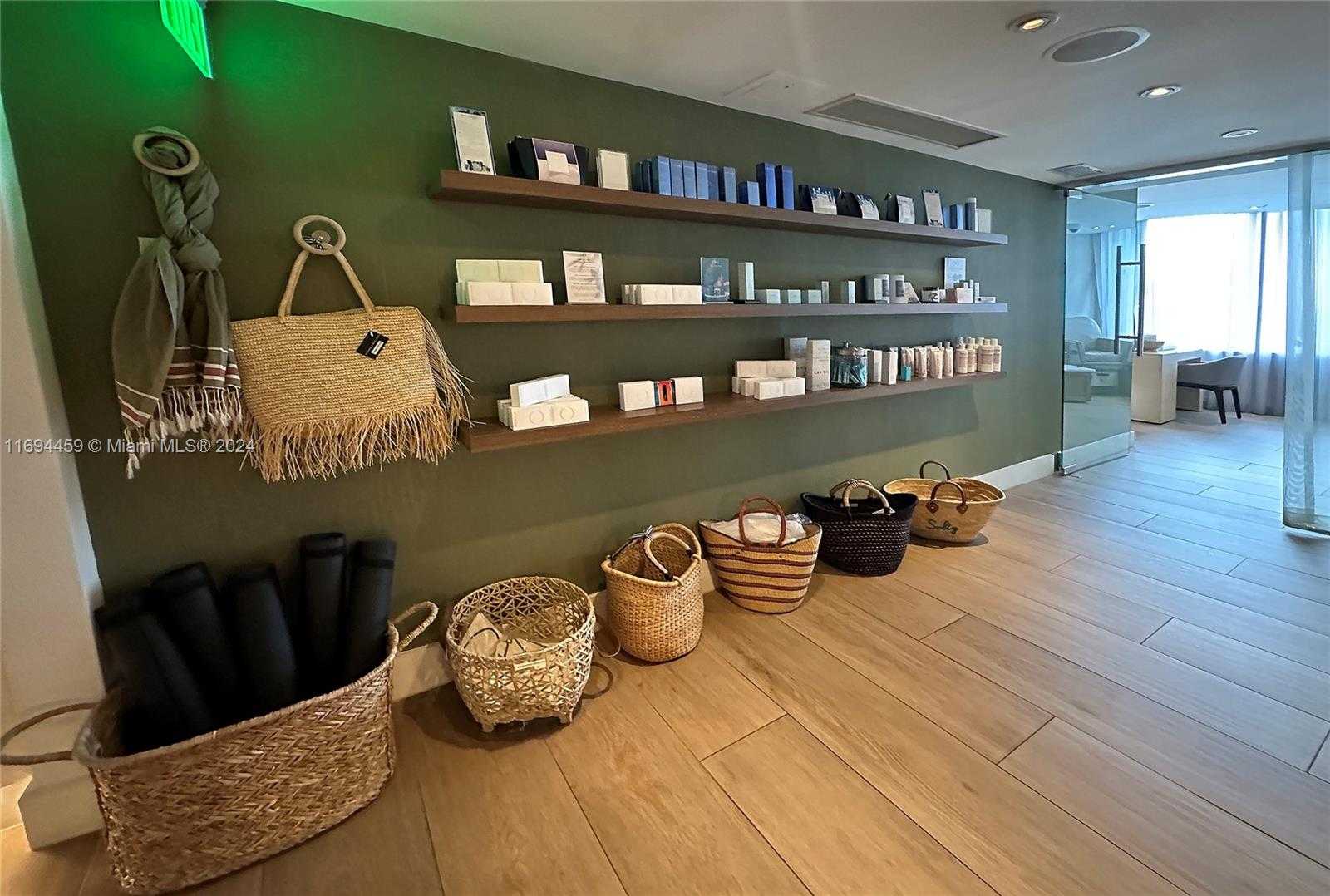 Small Image of 1100 WEST AVE #918, Miami Beach Number 41