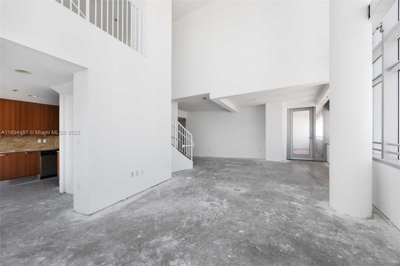 Small Image of 1395 BRICKELL AVE #3410, Miami Number 6
