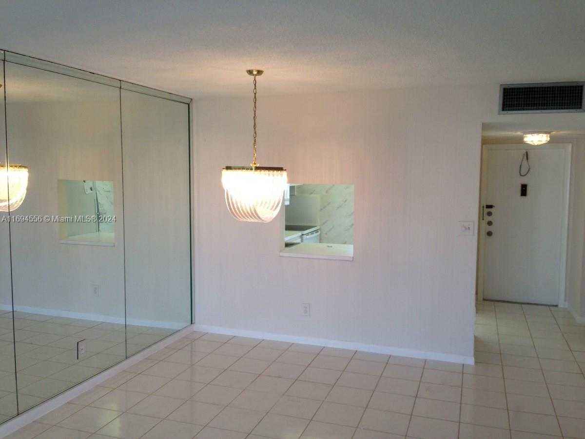 Small Image of 6070 NORTH WEST 64TH AVE #307, Tamarac Number 4