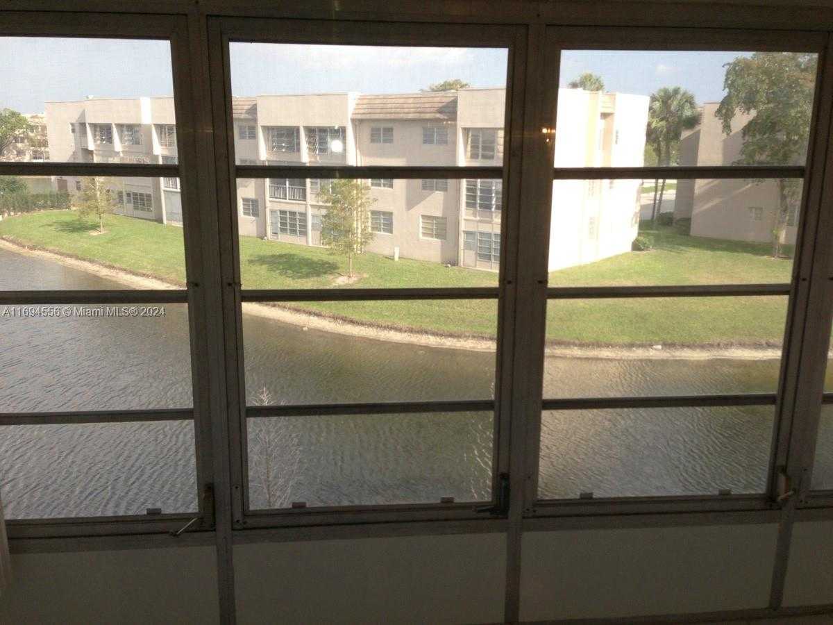 Small Image of 6070 NORTH WEST 64TH AVE #307, Tamarac Number 6