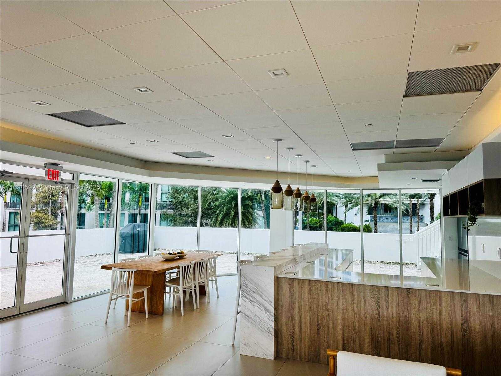 Small Image of 5900 EAST COLLINS AVE #508, Miami Beach Number 15