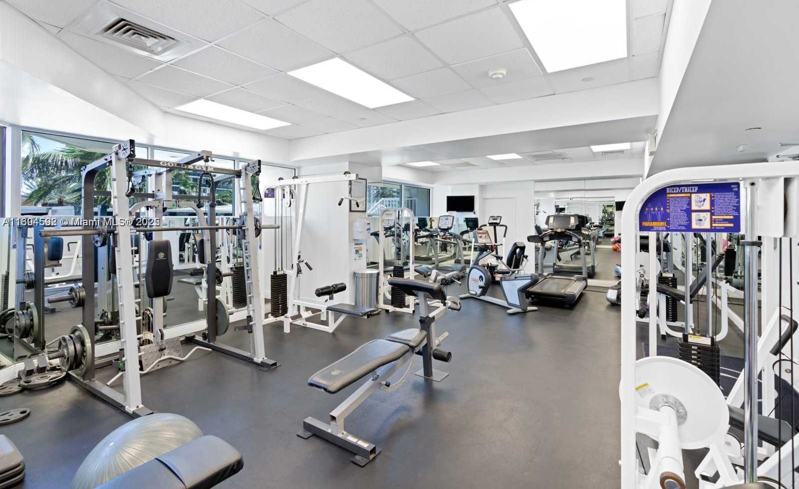 Small Image of 5900 EAST COLLINS AVE #508, Miami Beach Number 16