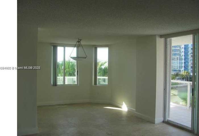 Small Image of 5900 EAST COLLINS AVE #508, Miami Beach Number 7