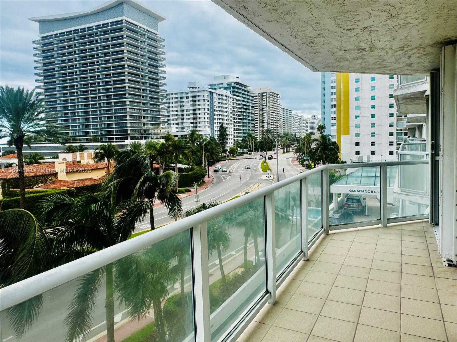 Small Image of 5900 EAST COLLINS AVE #508, Miami Beach Number 9