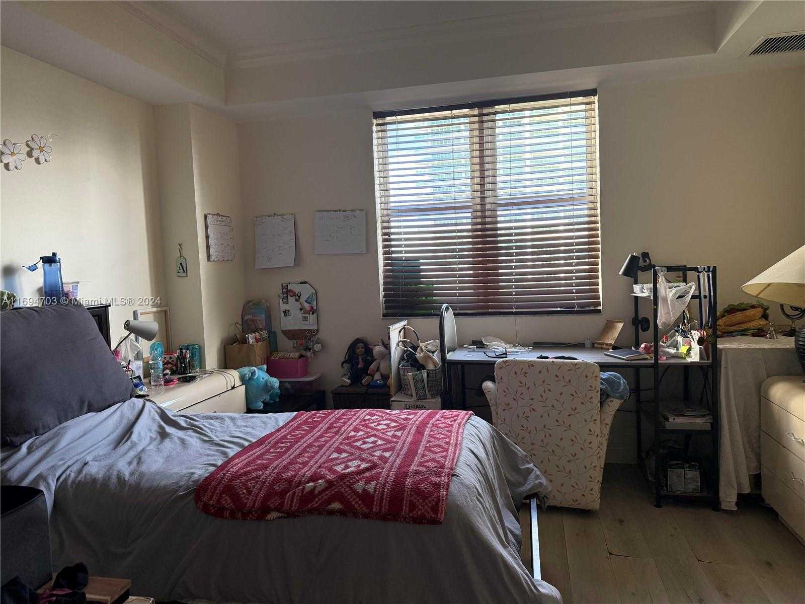 Small Image of 20000 EAST COUNTRY CLUB DR #803, Aventura Number 6
