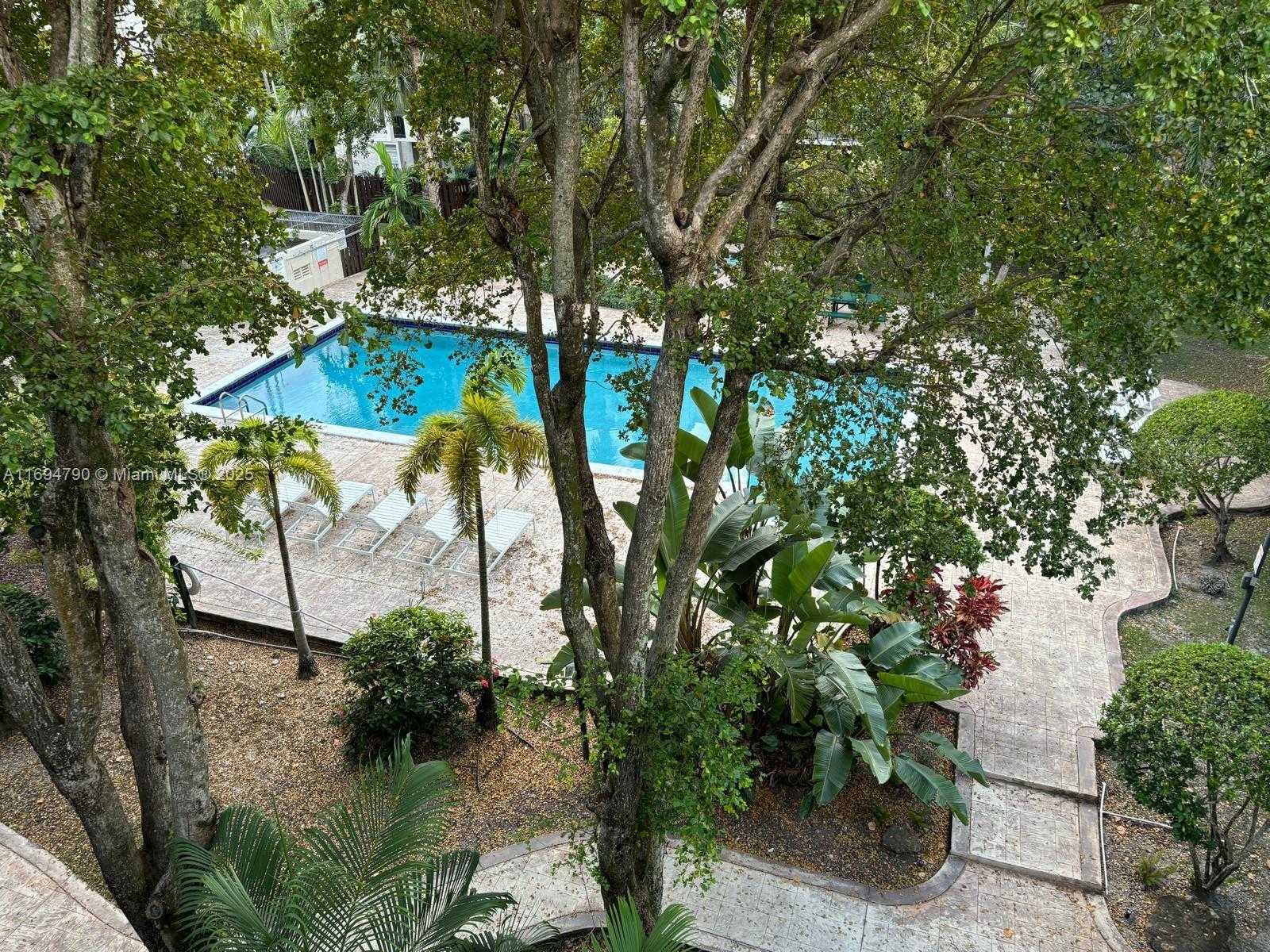 Small Image of 6884 NORTH KENDALL DR #C407, Pinecrest Number 11