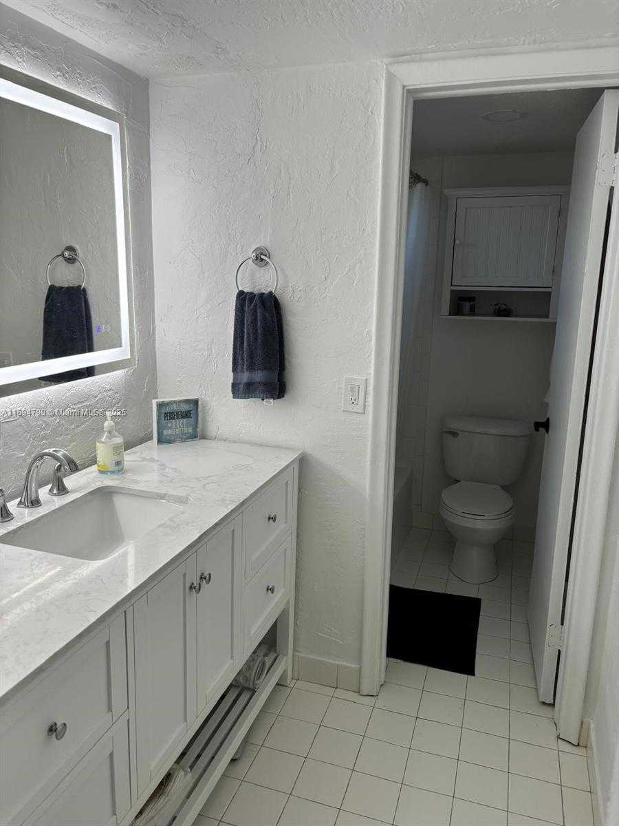 Small Image of 6884 NORTH KENDALL DR #C407, Pinecrest Number 8