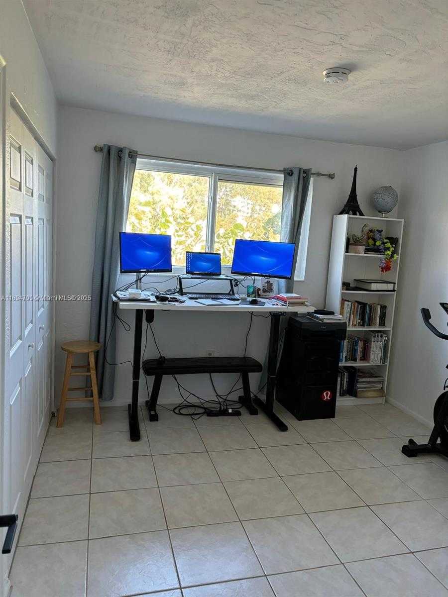 Small Image of 6884 NORTH KENDALL DR #C407, Pinecrest Number 9