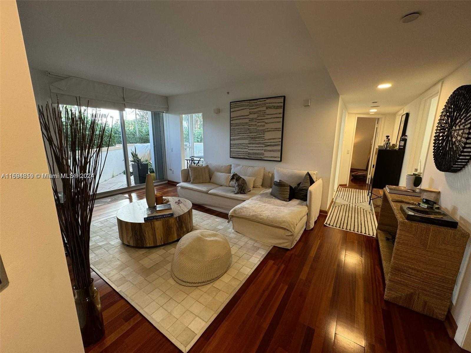 Small Image of 21205 YACHT CLUB DR #401, Aventura Number 21