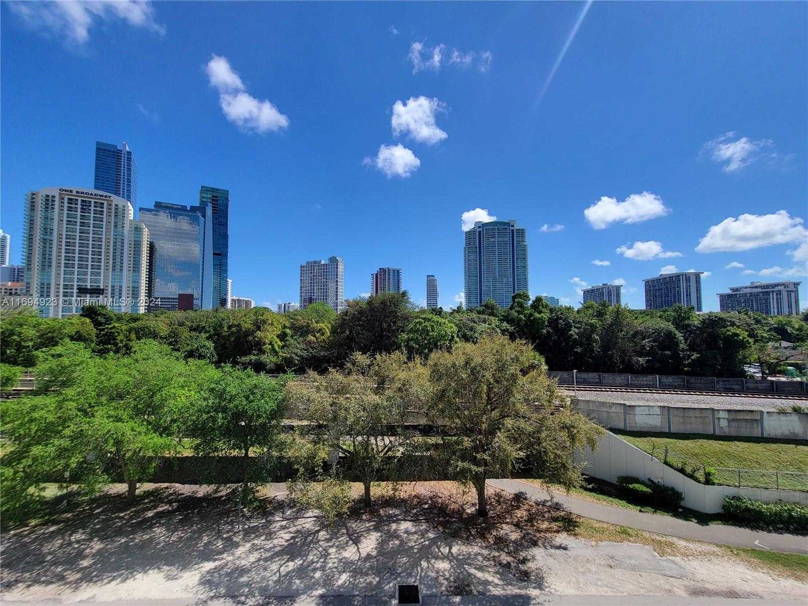 Small Image of 1600 SOUTH WEST 1 AVE #411, Miami Number 13