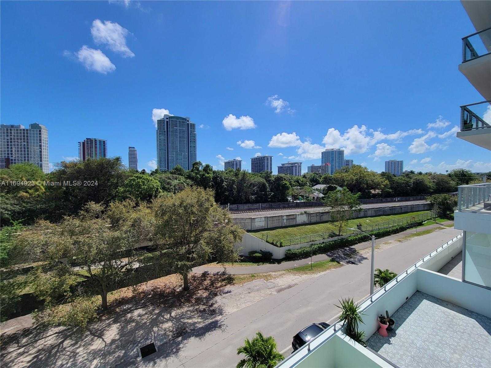 Small Image of 1600 SOUTH WEST 1 AVE #411, Miami Number 14