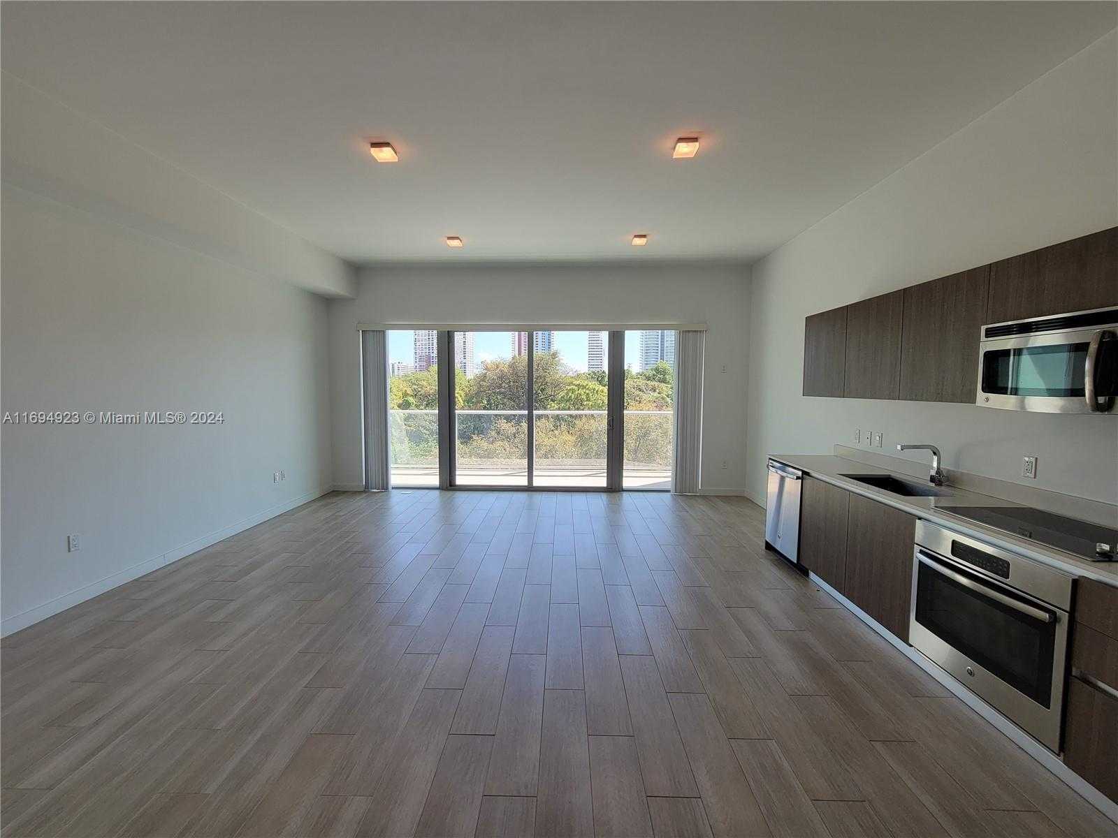 Small Image of 1600 SOUTH WEST 1 AVE #411, Miami Number 3