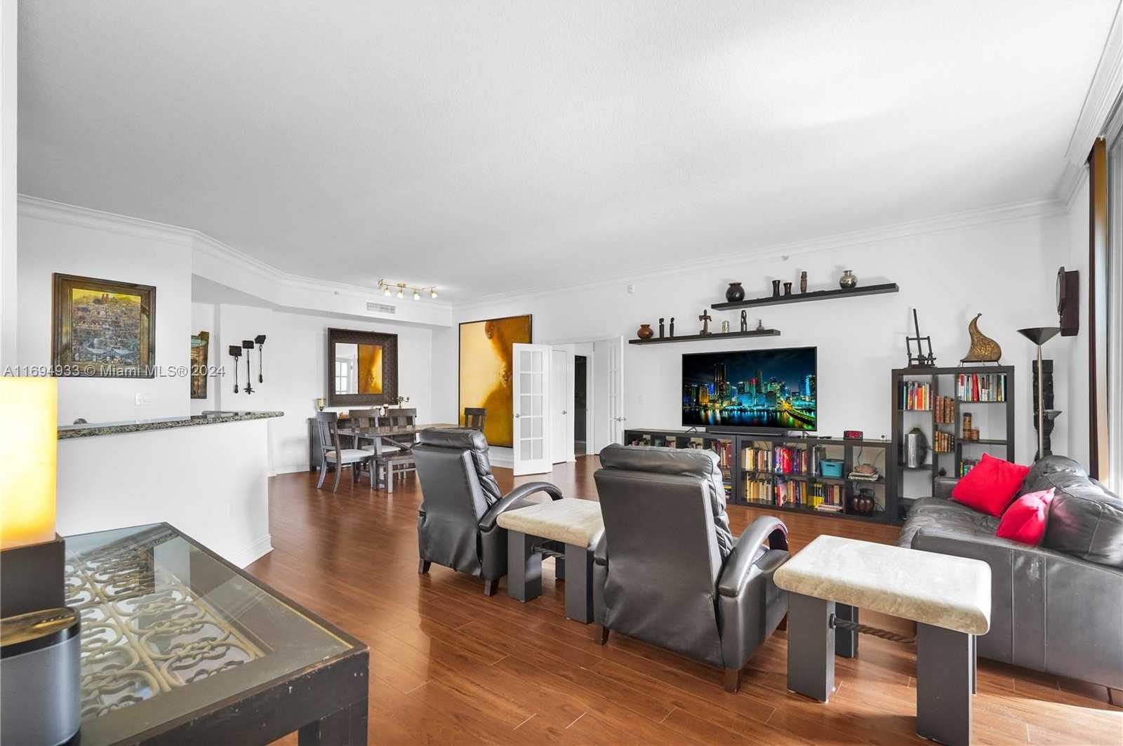Small Image of 3001 NORTH EAST 185TH ST #610, Aventura Number 32