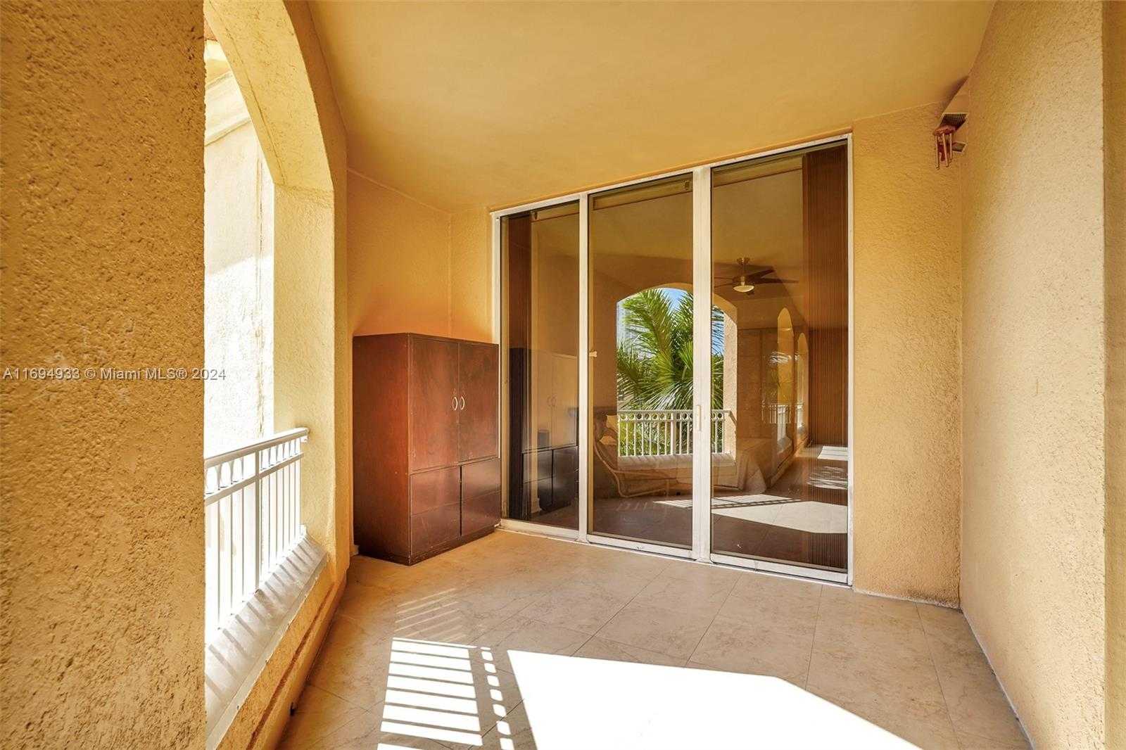 Small Image of 3001 NORTH EAST 185TH ST #610, Aventura Number 36