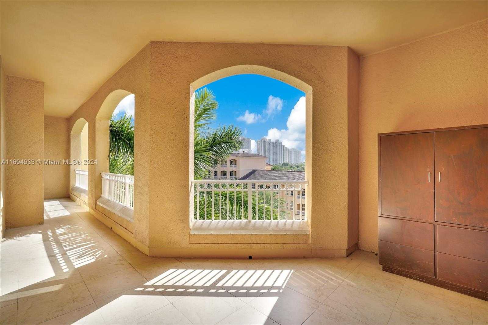 Small Image of 3001 NORTH EAST 185TH ST #610, Aventura Number 39