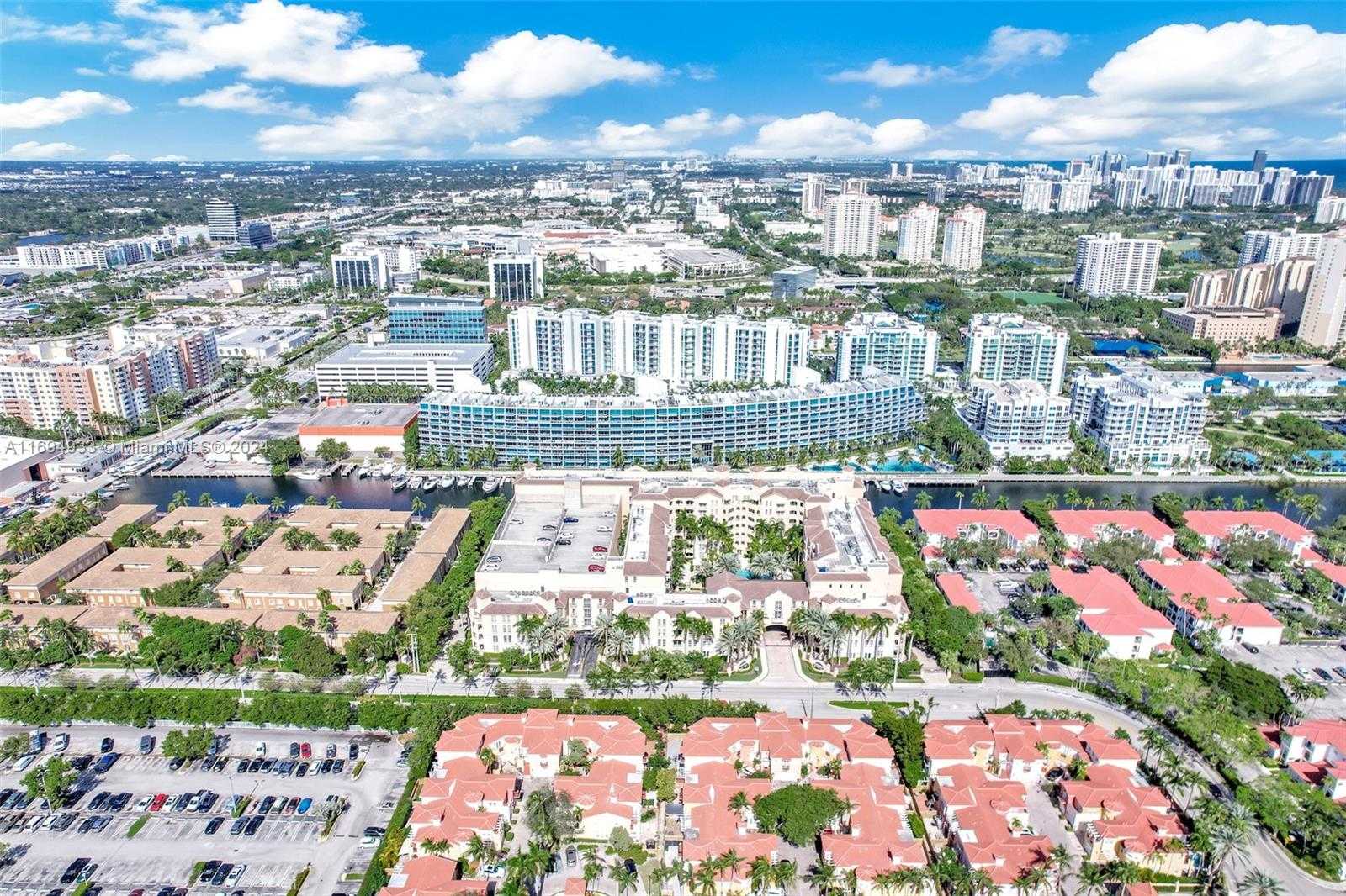 Small Image of 3001 NORTH EAST 185TH ST #610, Aventura Number 4