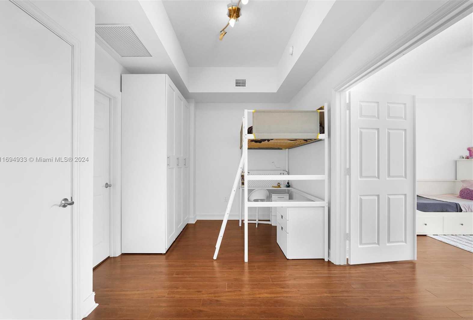 Small Image of 3001 NORTH EAST 185TH ST #610, Aventura Number 50