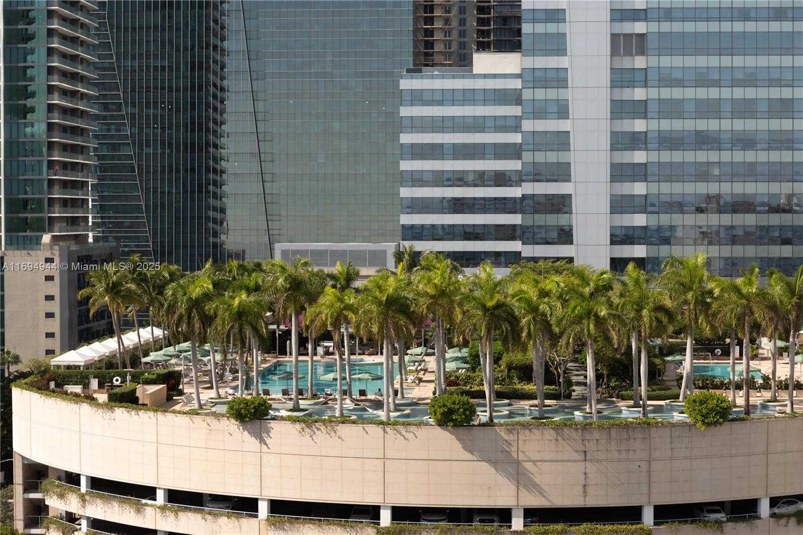 Small Image of 1420 BRICKELL BAY DR #1506D, Miami Number 48