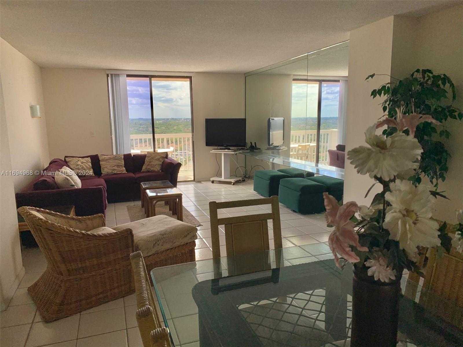 Small Image of 1500 SOUTH OCEAN DR #17E, Hollywood Number 13