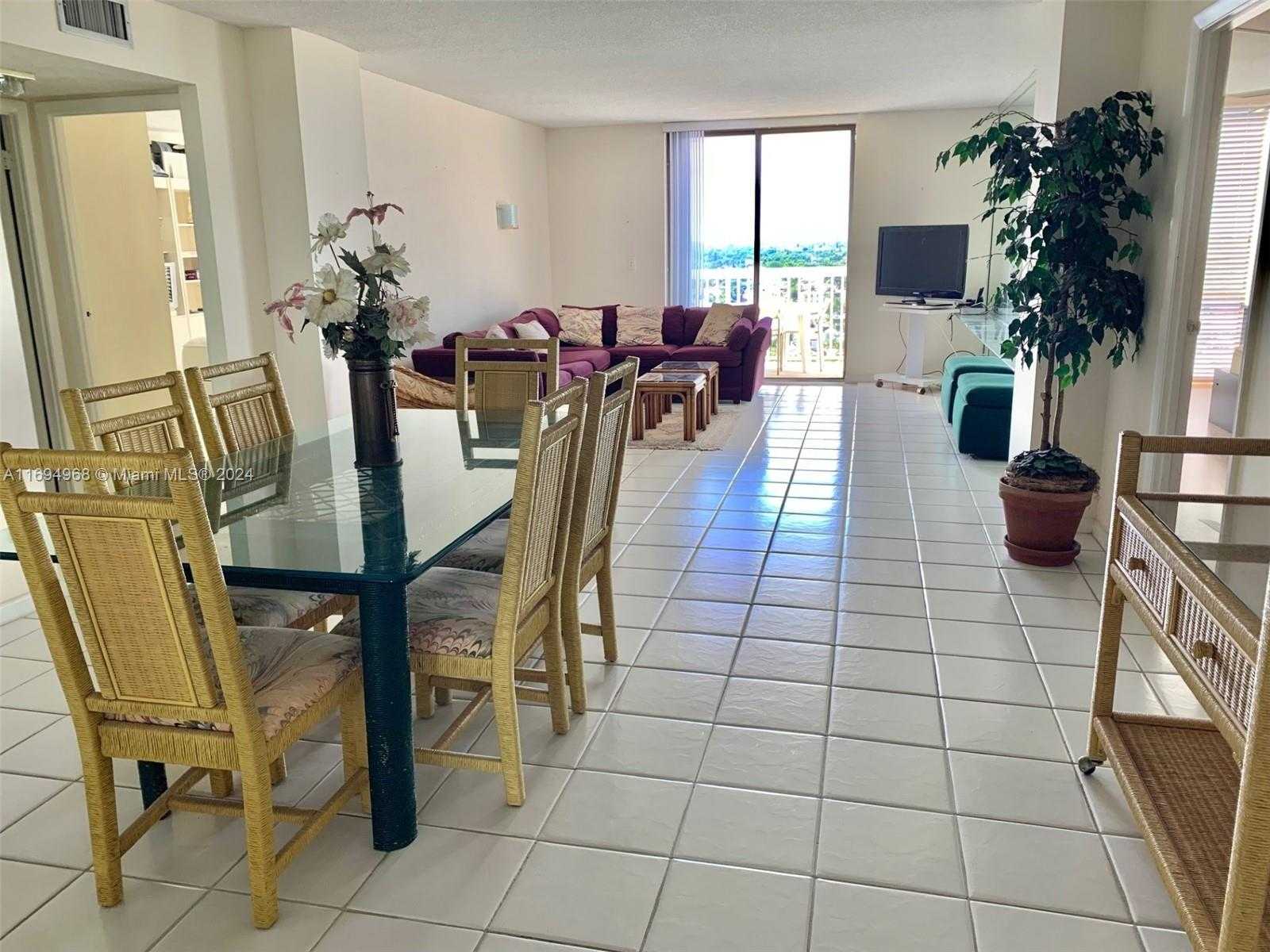 Small Image of 1500 SOUTH OCEAN DR #17E, Hollywood Number 16
