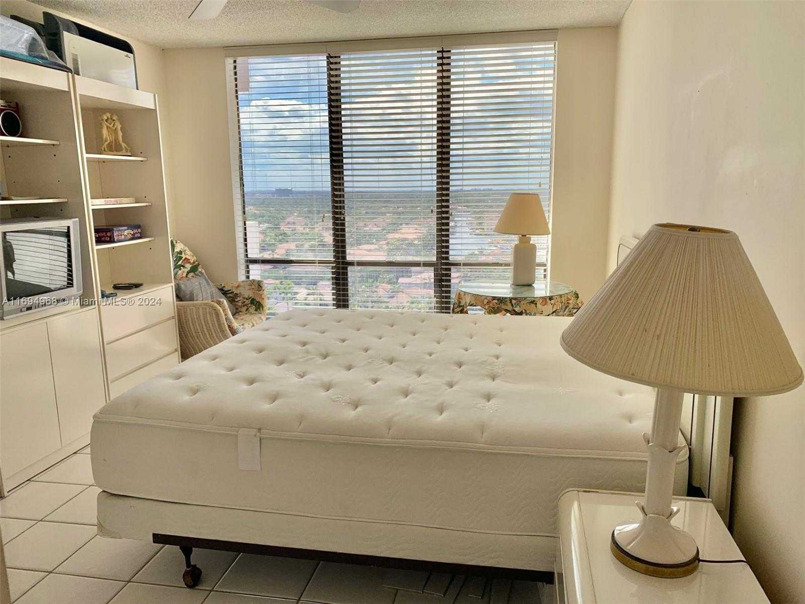 Small Image of 1500 SOUTH OCEAN DR #17E, Hollywood Number 28