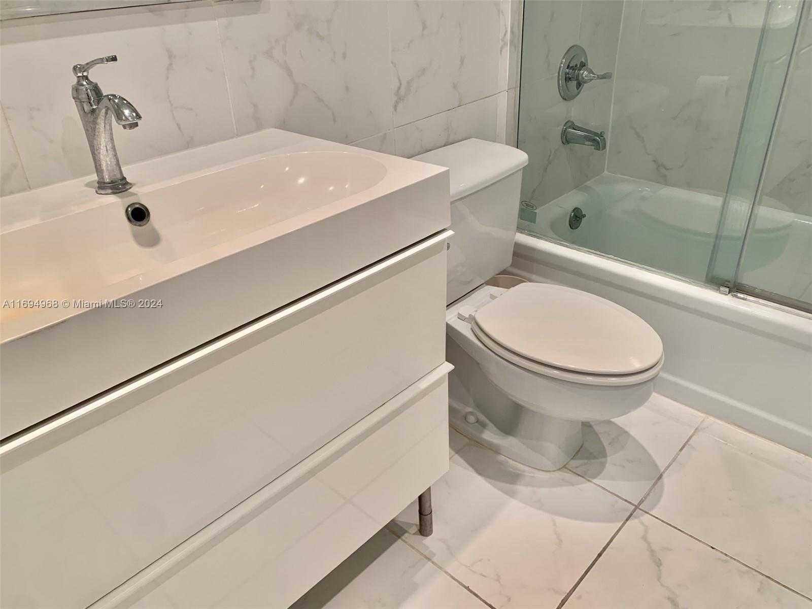 Small Image of 1500 SOUTH OCEAN DR #17E, Hollywood Number 30