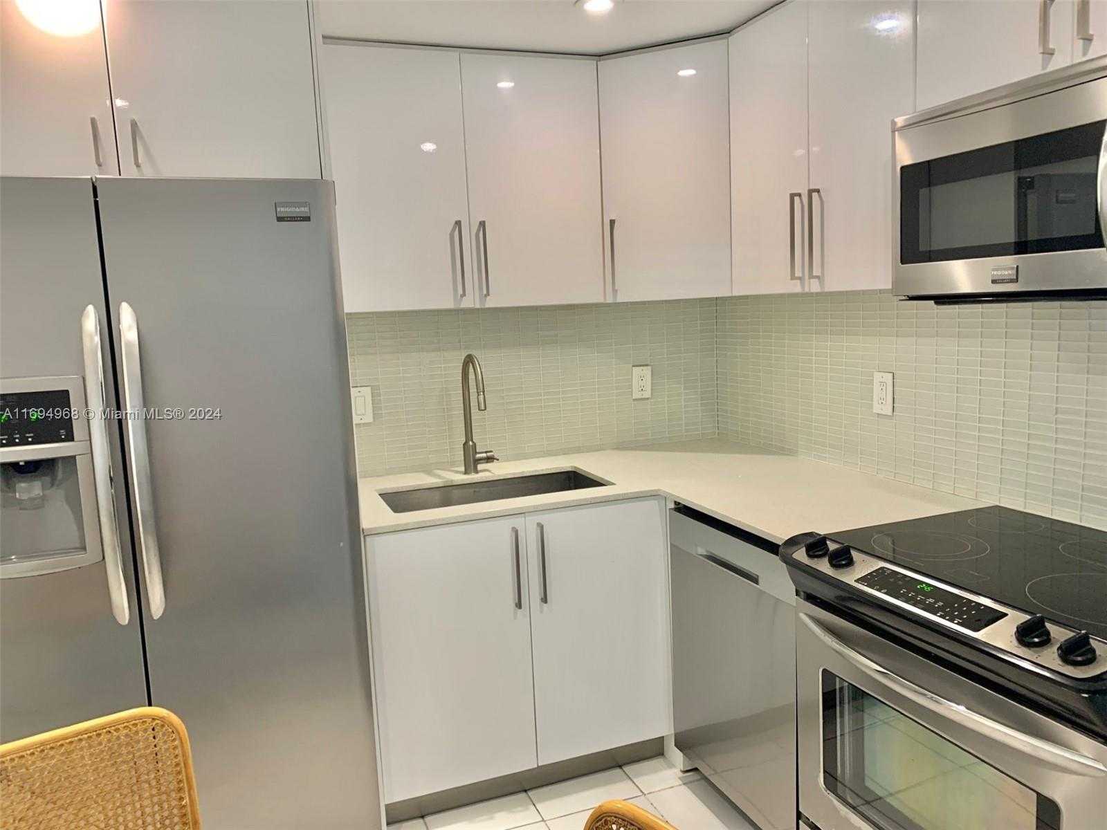 Small Image of 1500 SOUTH OCEAN DR #17E, Hollywood Number 8