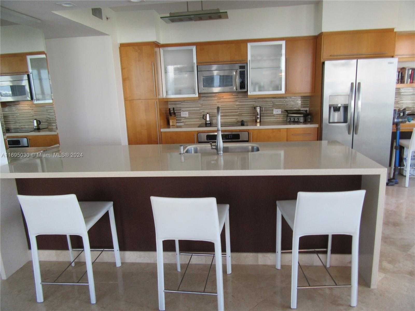 Small Image of 6365 COLLINS AVE #1008, Miami Beach Number 15