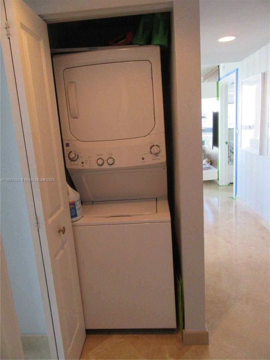 Small Image of 6365 COLLINS AVE #1008, Miami Beach Number 29