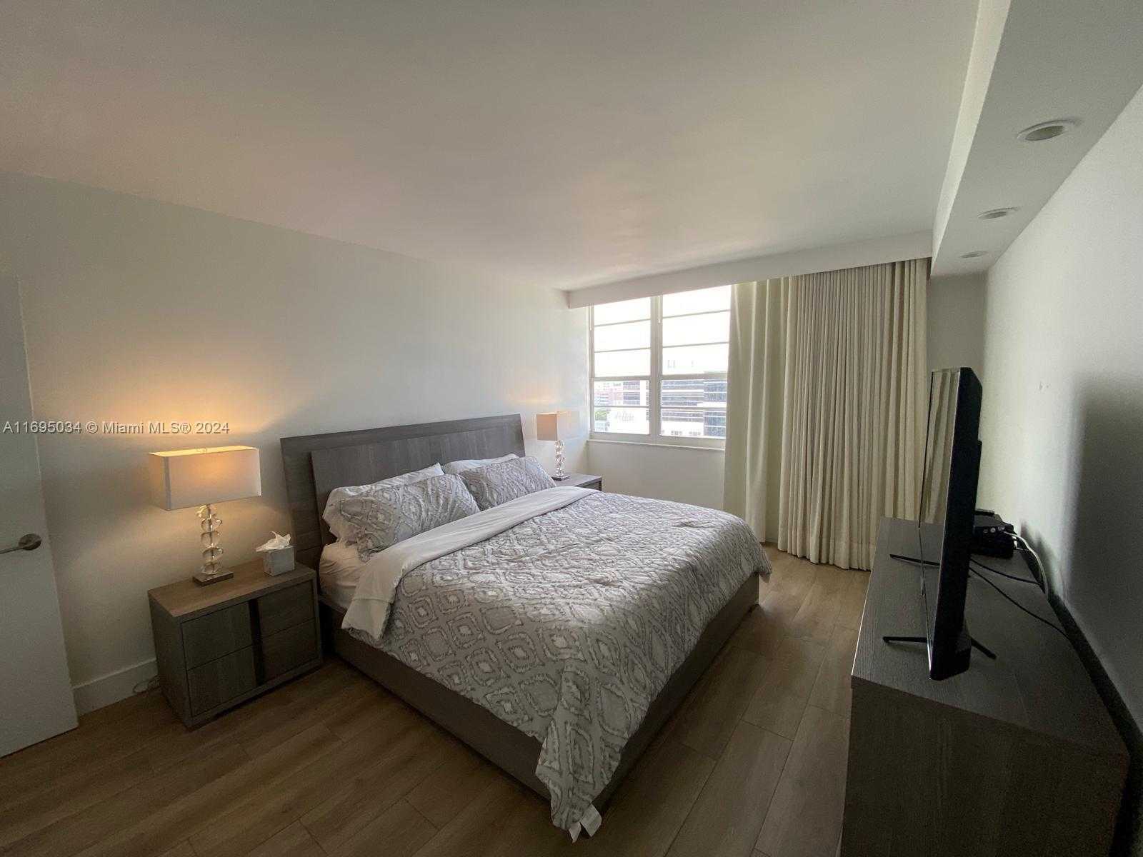 Small Image of 100 LINCOLN RD #1429, Miami Beach Number 8