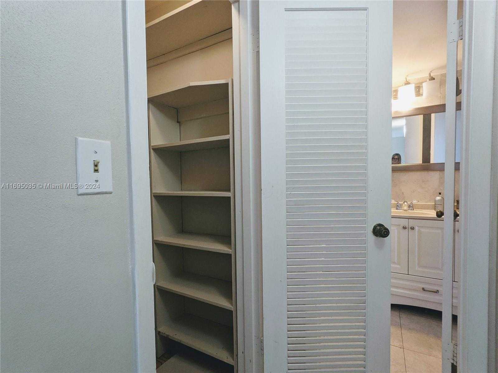 Small Image of 3020 MARCOS DR #S311, Aventura Number 13