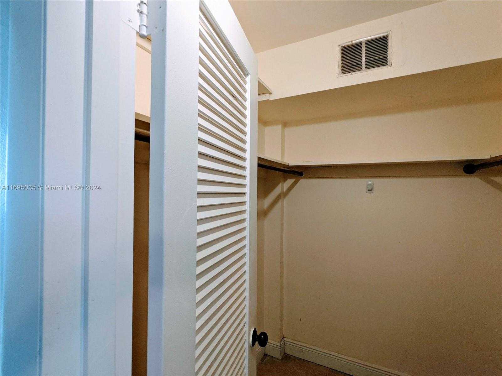 Small Image of 3020 MARCOS DR #S311, Aventura Number 14