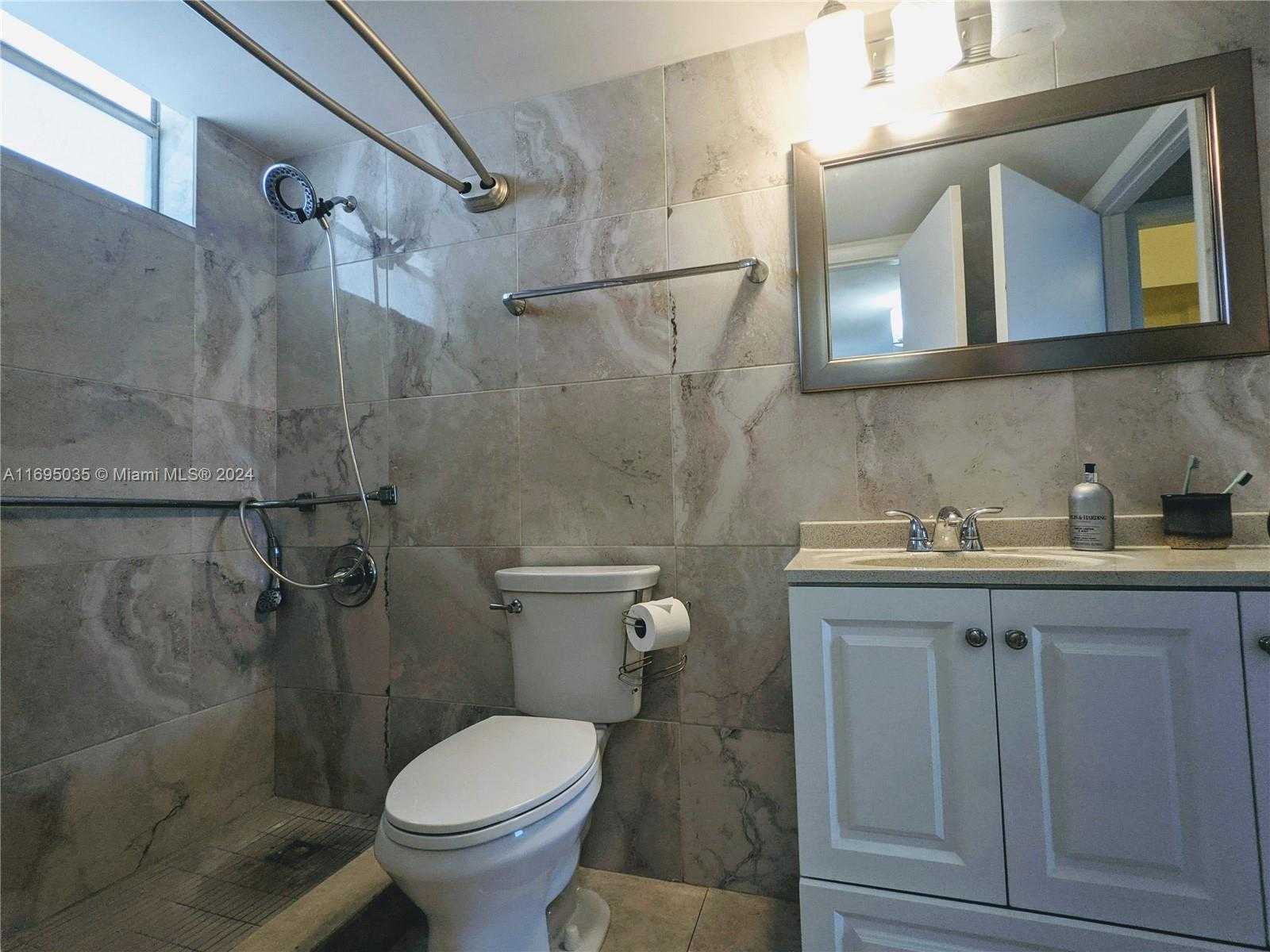 Small Image of 3020 MARCOS DR #S311, Aventura Number 15