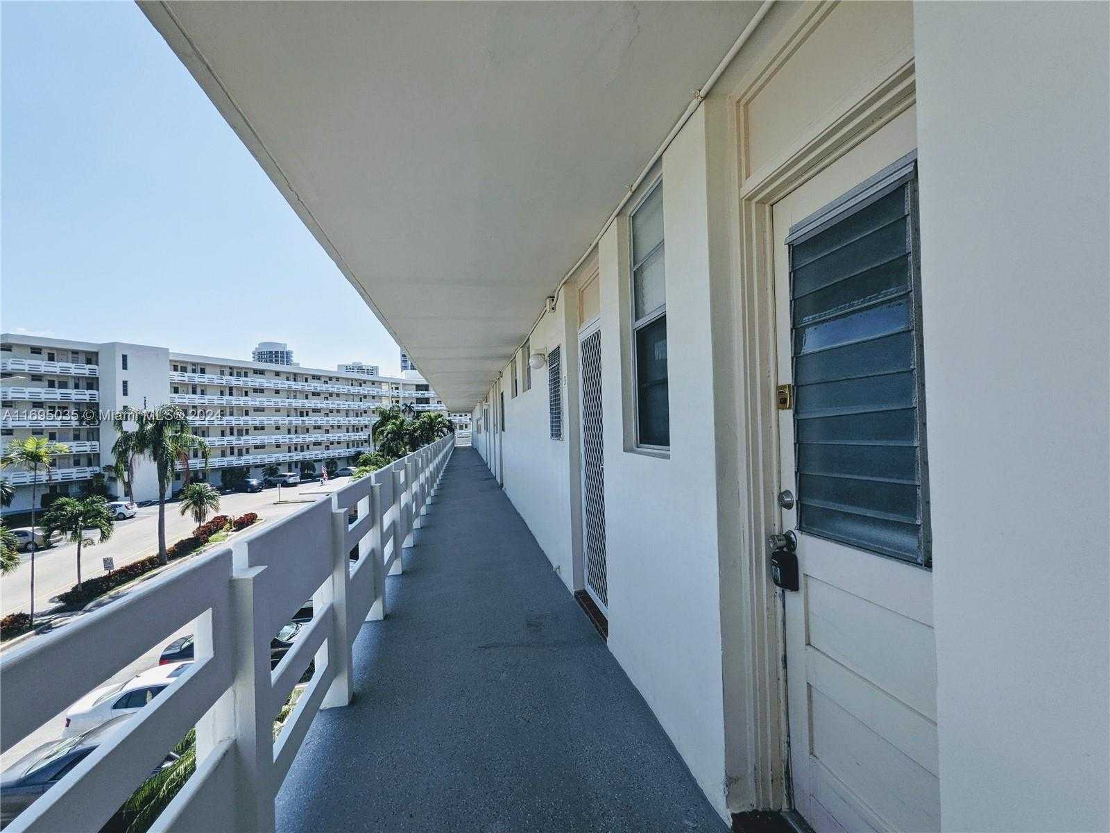 Small Image of 3020 MARCOS DR #S311, Aventura Number 21