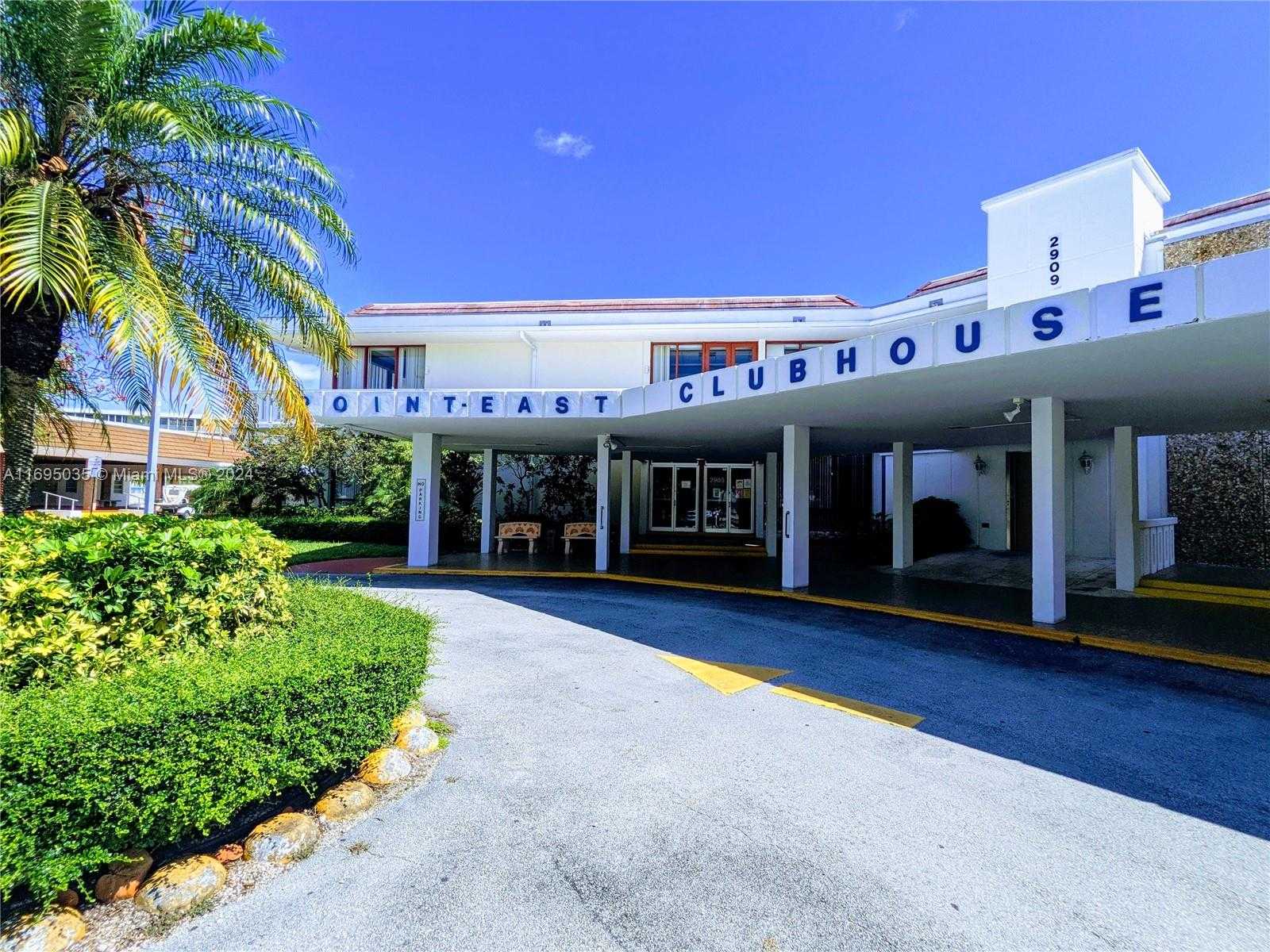 Small Image of 3020 MARCOS DR #S311, Aventura Number 32