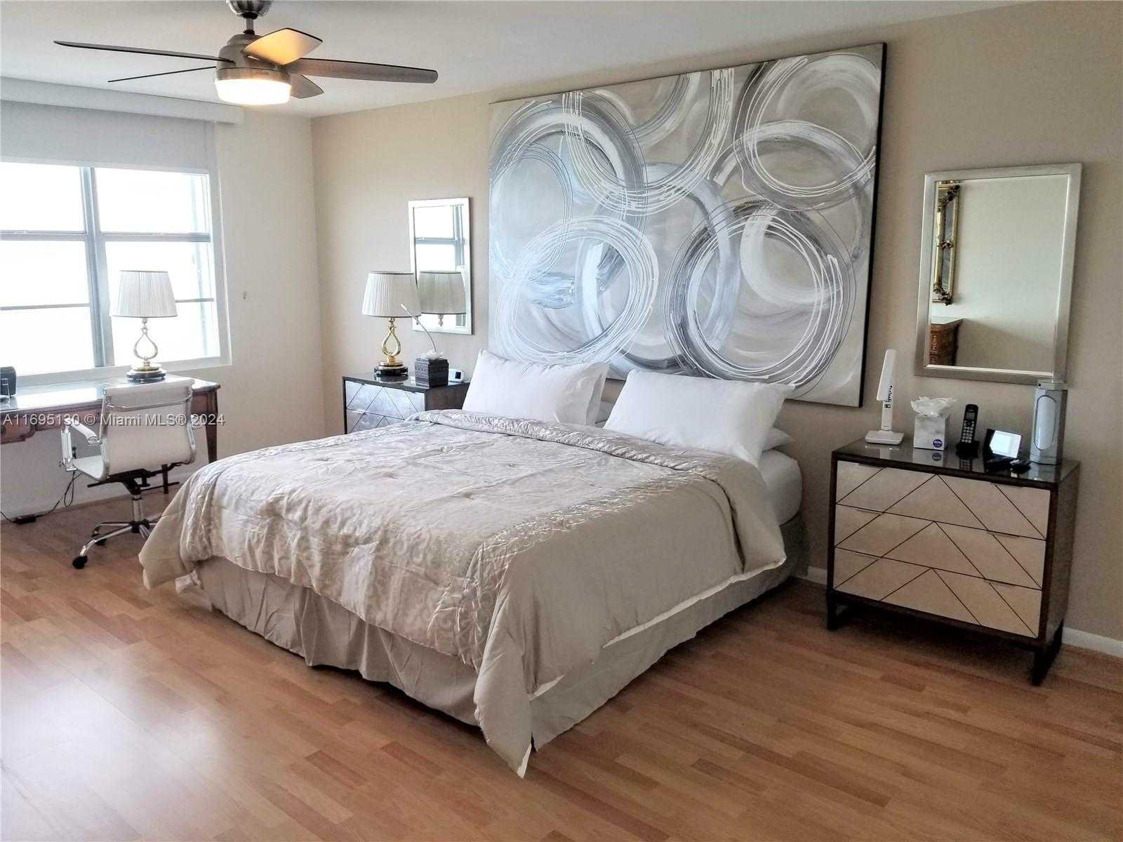 Small Image of 5161 COLLINS AVE #1714, Miami Beach Number 10
