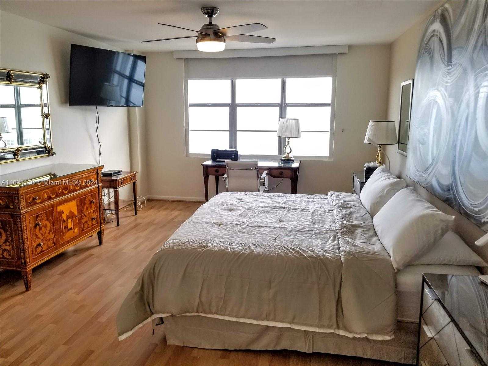 Small Image of 5161 COLLINS AVE #1714, Miami Beach Number 11