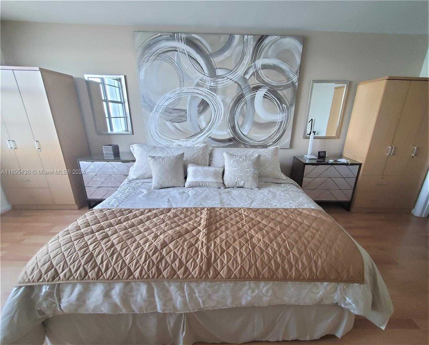 Small Image of 5161 COLLINS AVE #1714, Miami Beach Number 12